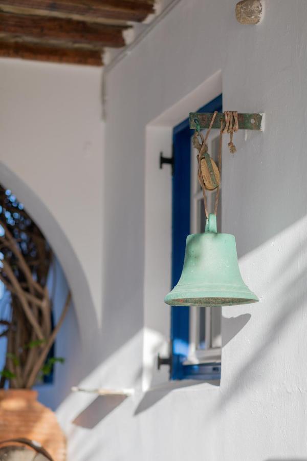 Antonina Hotel Agia Anna  Buitenkant foto