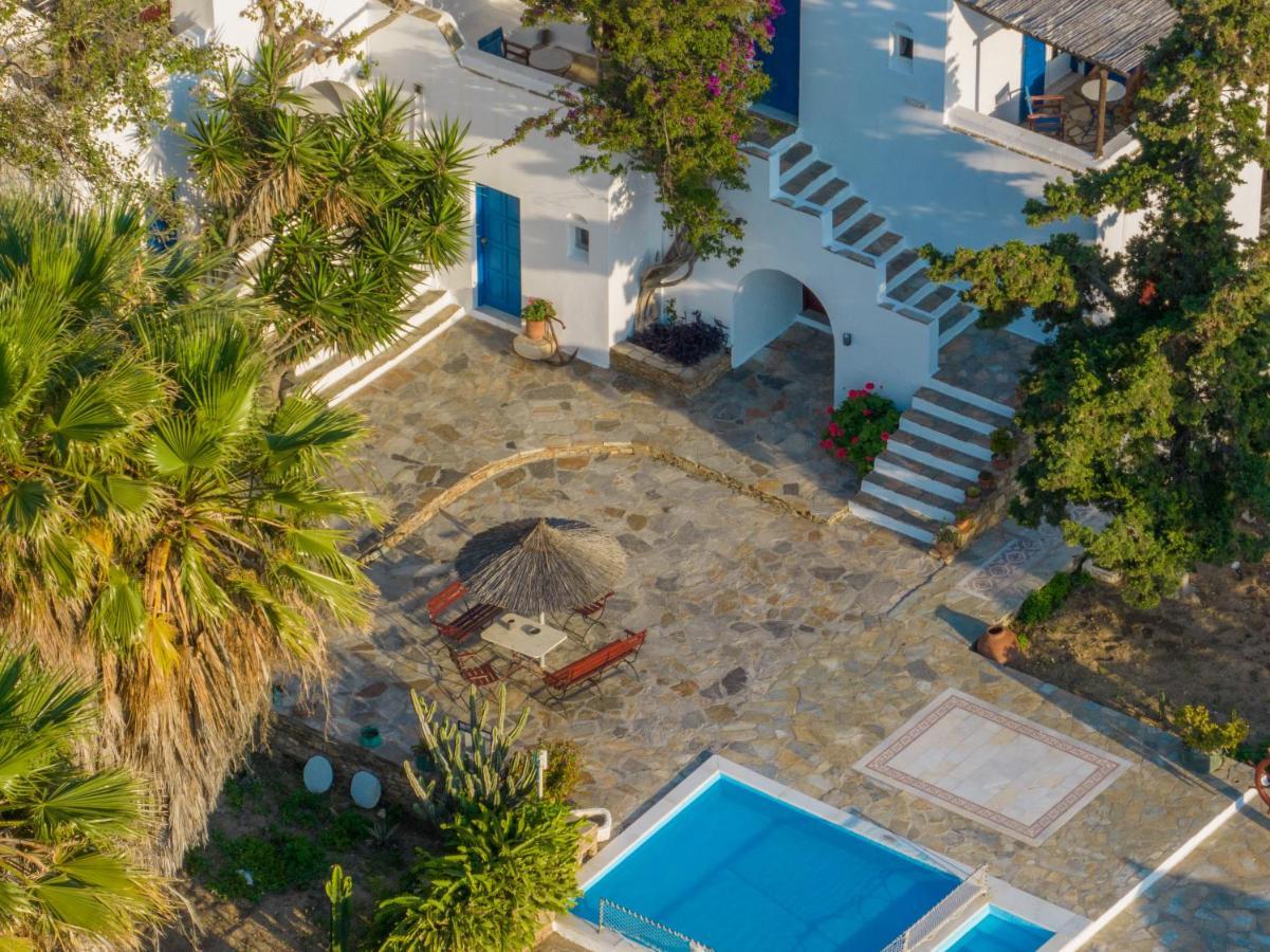 Antonina Hotel Agia Anna  Buitenkant foto