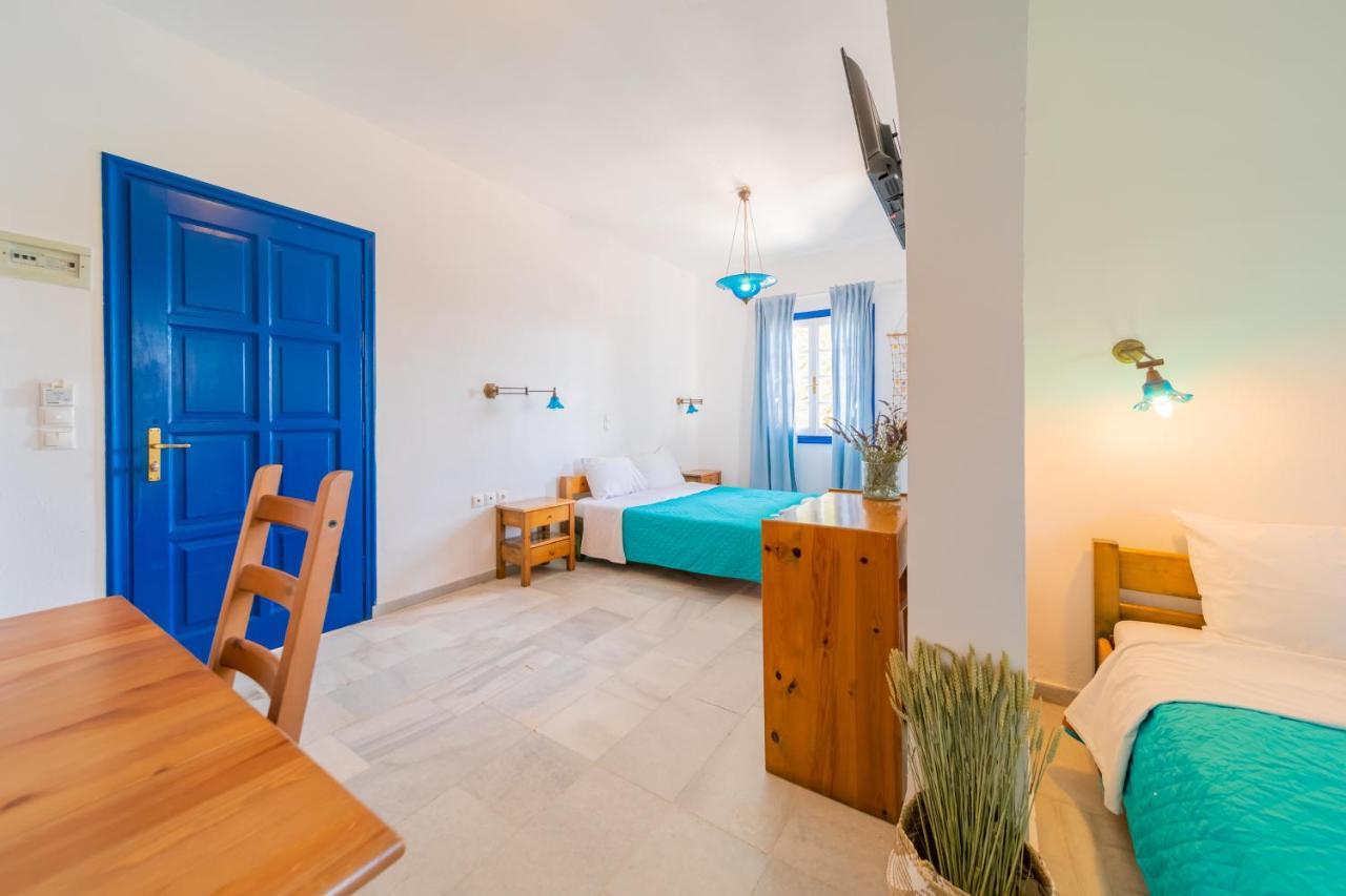Antonina Hotel Agia Anna  Buitenkant foto