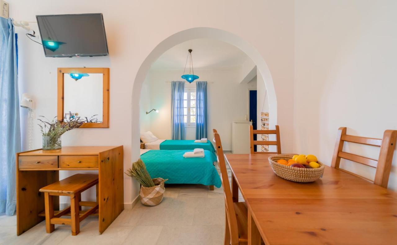 Antonina Hotel Agia Anna  Buitenkant foto