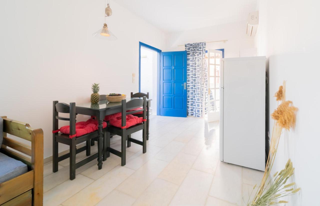 Antonina Hotel Agia Anna  Buitenkant foto