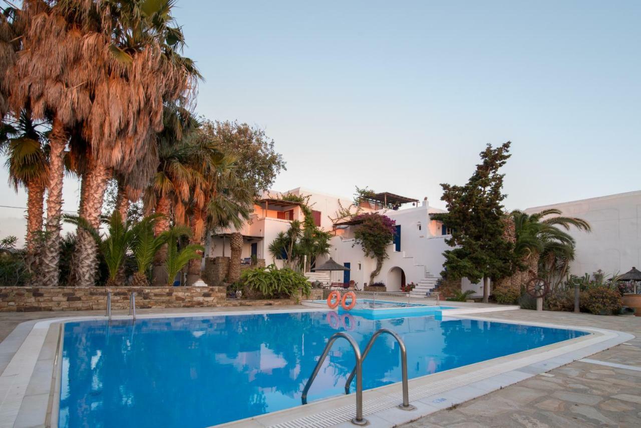 Antonina Hotel Agia Anna  Buitenkant foto